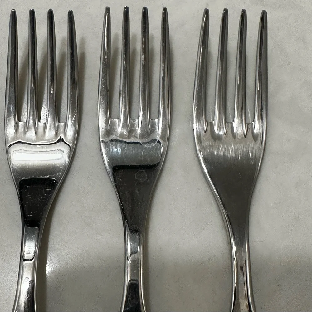 Vintage D & D Flatwear 3 Salad Forks Gold Pearl 7.5” 18/10